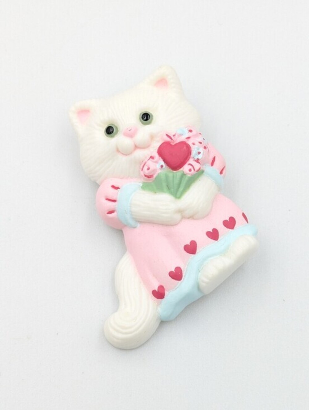 Vintage 1991 Hallmark Valentine's Day pin brooch white cat heart bouquet